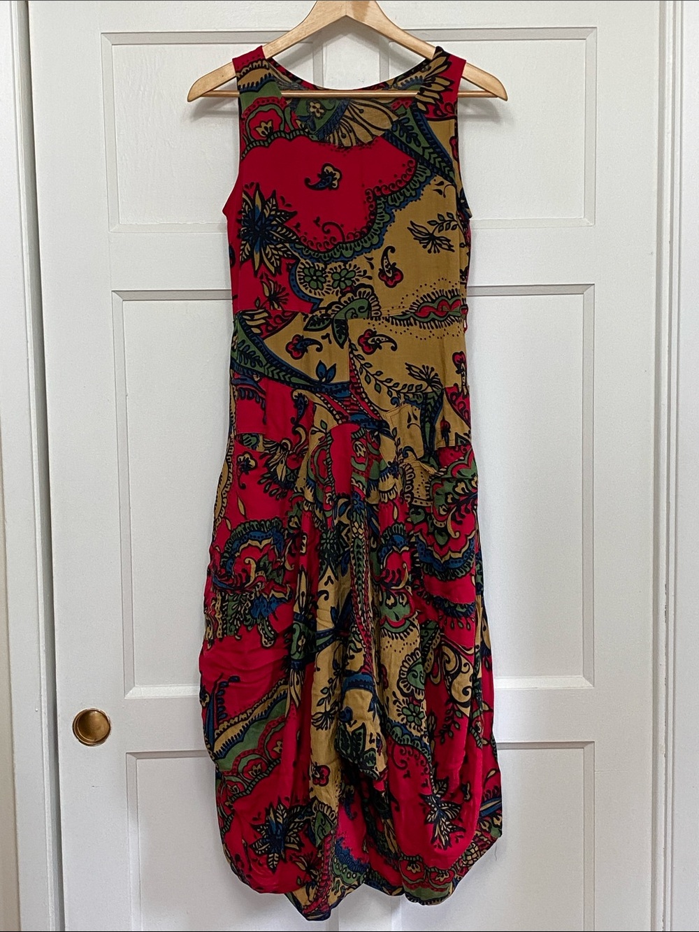 Sleeveless Balloon Style Maxi Dress